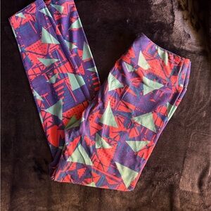 LuLaRoe Purple and Pink Geometric Leggings